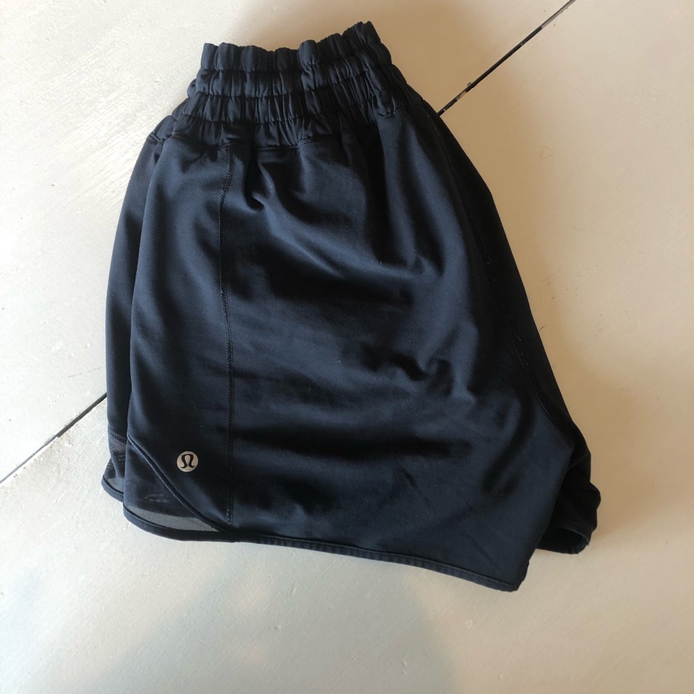Lululemon Black Hotty Hot High Rise Short